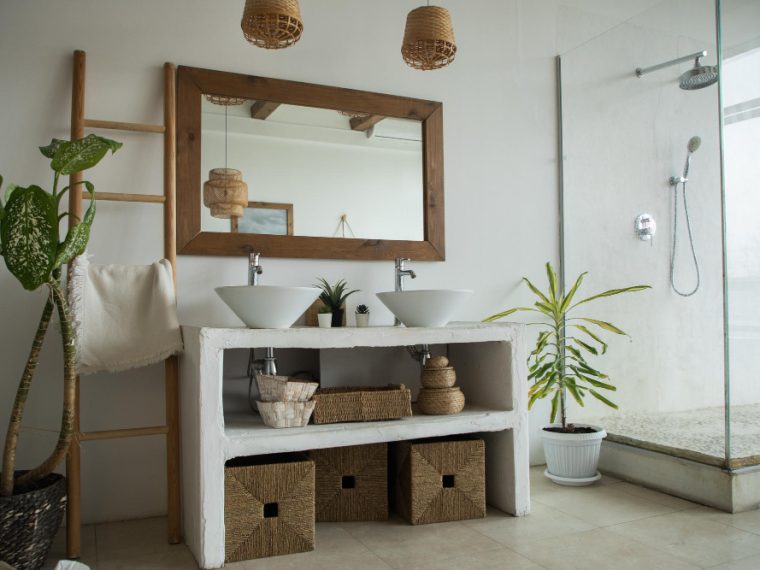 Aménager votre salle de bain avec un meuble de 180 cm sur pied